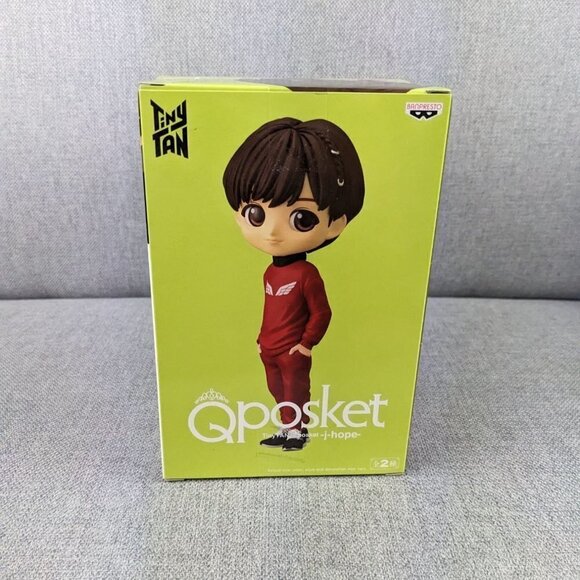 BTS J-Hope Mic Drop Vol. 1 TinyTAN Q Posket Statue - Picture 1 of 7